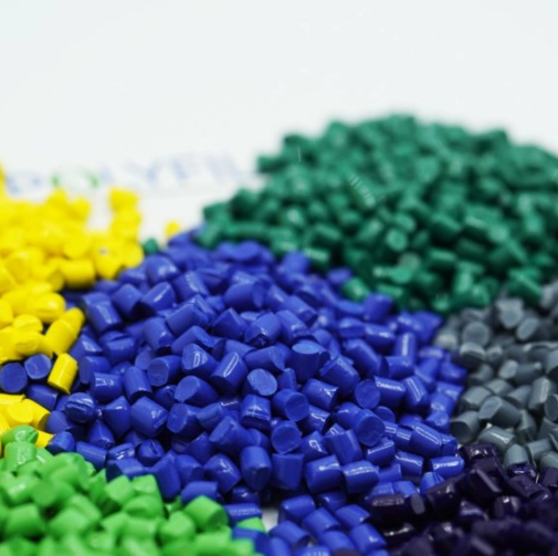 Comparing Types of Food Grade Masterbatch for Different Uses.png